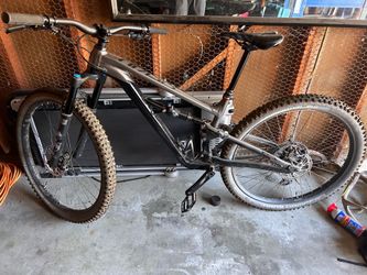 Full suspension Polygon Siskiu T8 Trail Bike Size Large