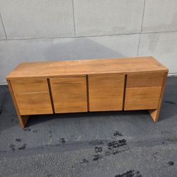 Credenza