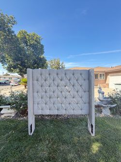 100$$ QUEEN HEADBOARD ..FREE DELIVERY