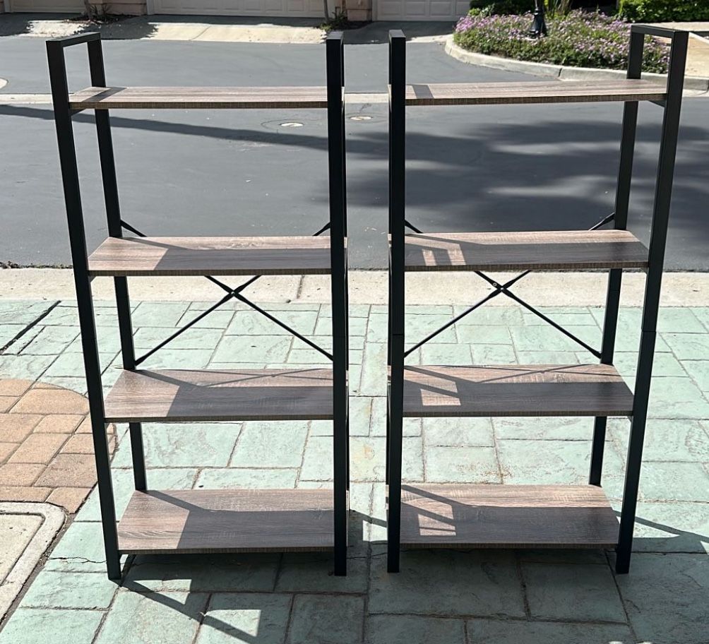 2 Book Shelves / Media Shelves 
