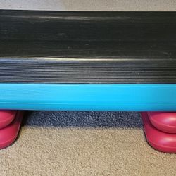 THE STEP Original Exercise 43" Aerobic Stepper w/ 4 Risers