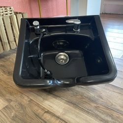 Shampoo Bowl W/ Rubber Neck guard And Hoses 