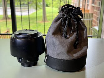 Canon EF 85mm F1.2 L II USM