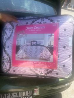 Juicy Couture Set