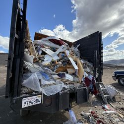 $ Remove All Junk _ F RE E   E S T I MA T ES