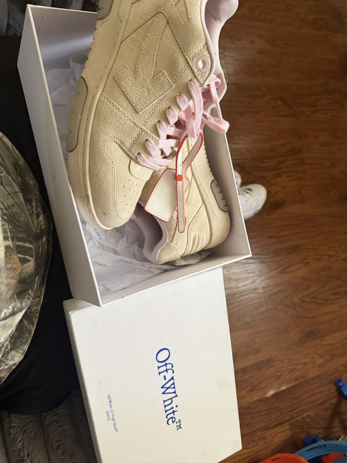 Off-White Shoe Size “42