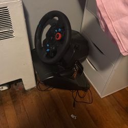 Logitech Wheel Used like new 