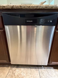 Frigidaire Built-In Stainless Steel Dishwasher