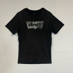 Levi M black t shirt