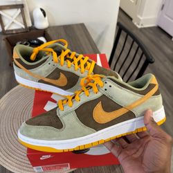 Dusty Olive Dunks size 11