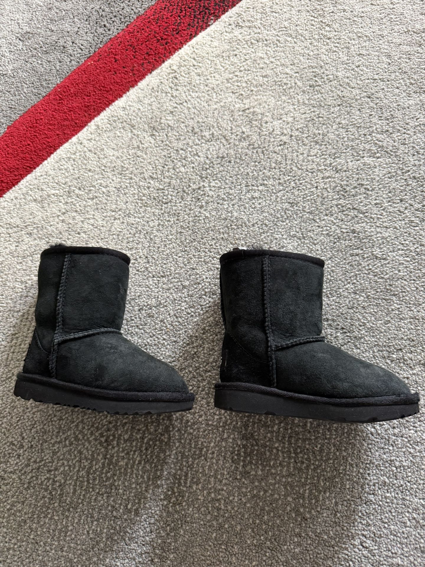 Kids Black UGG Boots – Size 8