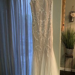 Elegant dress or wedding dress