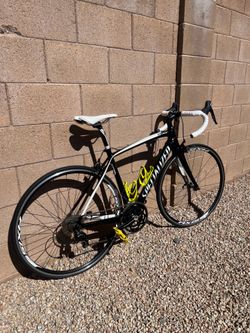 2015 Specialized Amira Carbon Road Bike