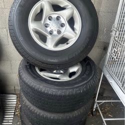 Toyota Tacoma rims