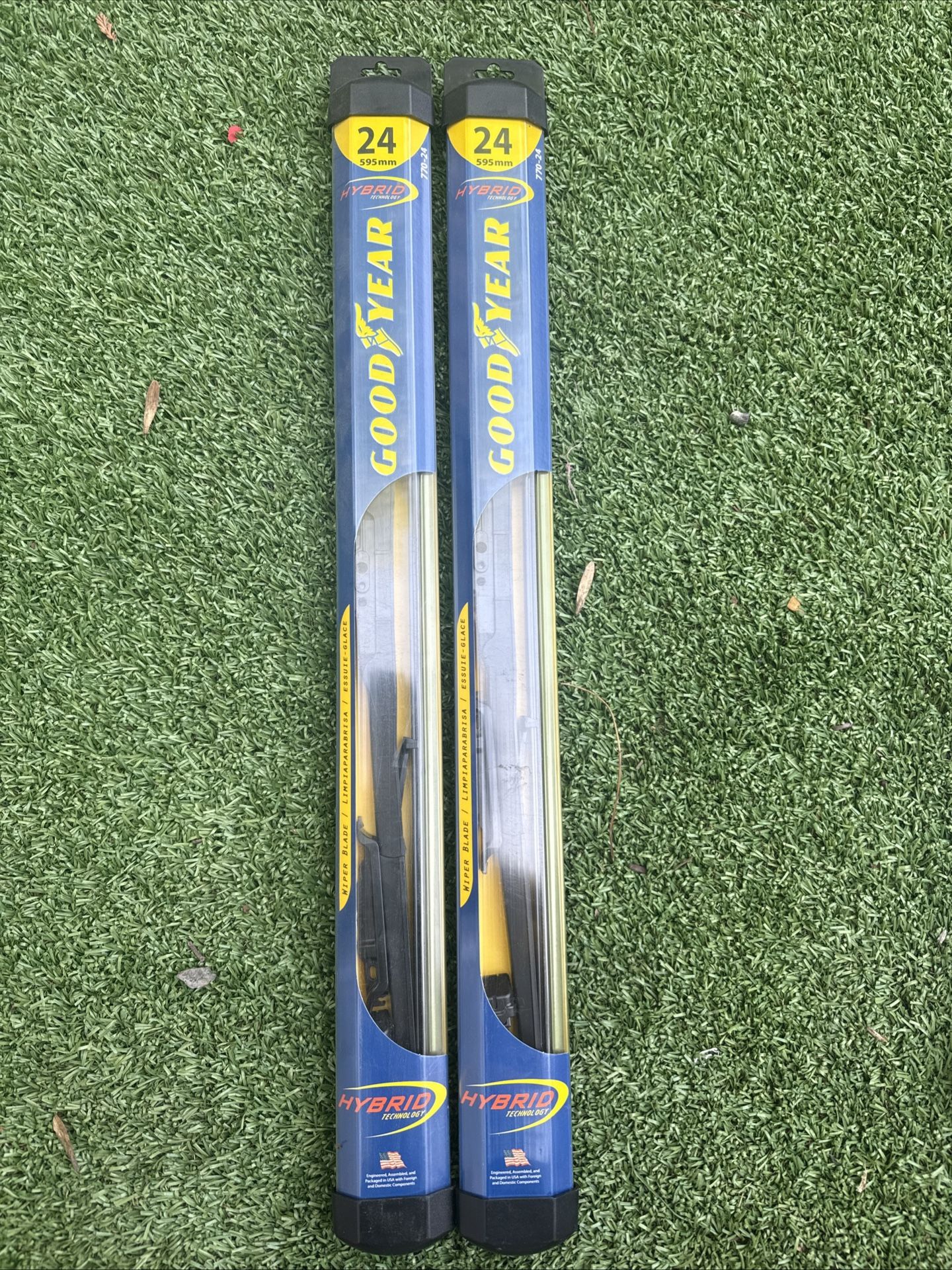Good Year Windshield Wiper Hybrid Blade Set of 2 24 inch.