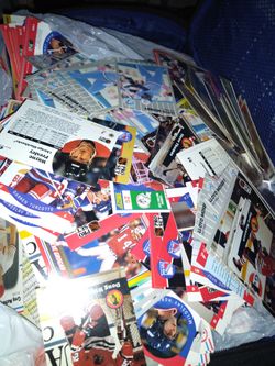 Memorabilia collectible hockey baseball football cards