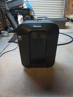 Fellowes Lx50-rs 9-Sheet Cross Cut Paper Personal Shredder