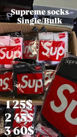 Supreme socks