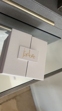 Dior J’adore Mini Gift Set – 5ml EDP + 20ml Body Milk