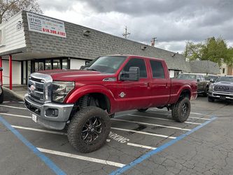 2014 Ford F-250 Super Duty LARIAT,POWER STROKE, LIFTED 37s ( SALE PENDING )