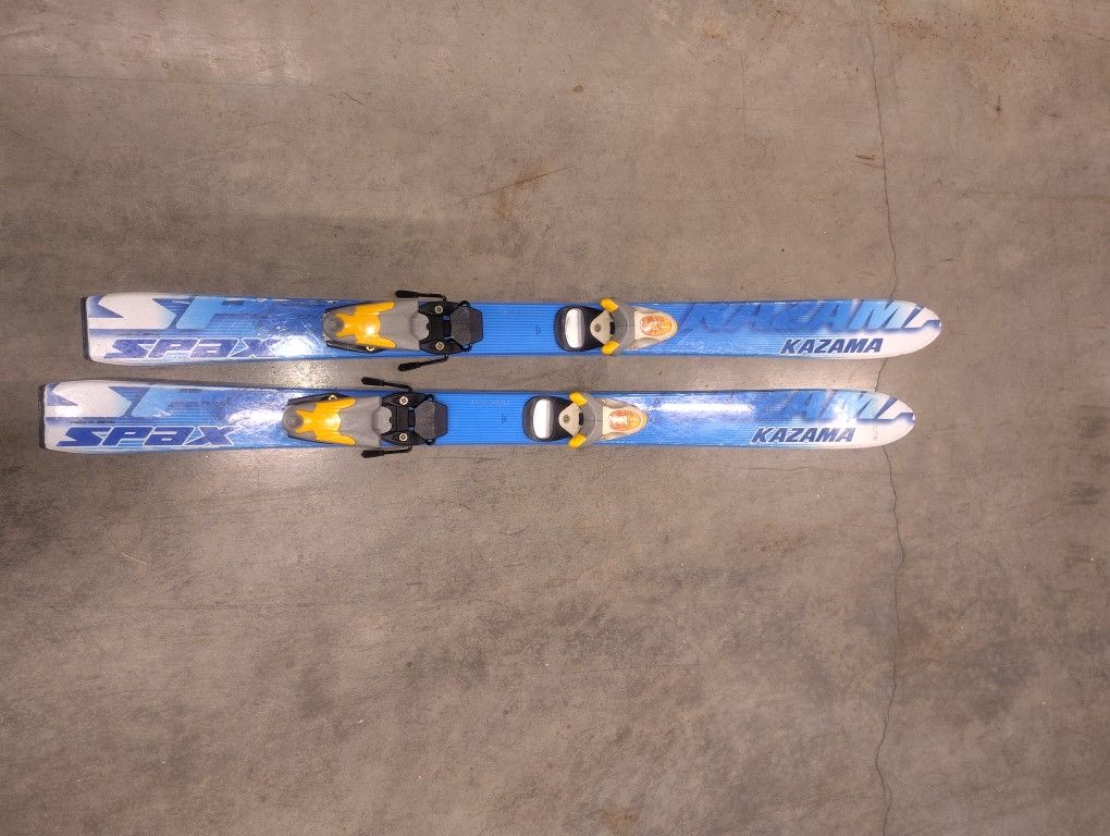 Kazam Freestyle skiis