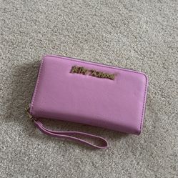 BETSEY JOHNSON BRIGHT PINK  SINGLE ZIP  AROUND WALLET/WRISTLET STRAP
