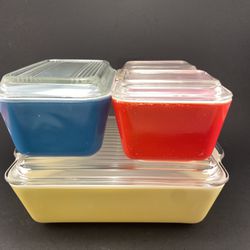 Vintage PYREX Primary Colors Refrigerator Dishes Complete Eight (8) piece Set with Lids