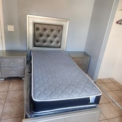 ***TWIN  BEDROOM SET***