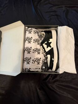 Bapestas white and black size 10