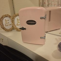 Small Fridge 