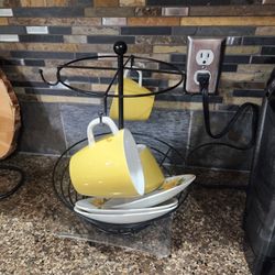 Coffee Machine and Cup Holder 