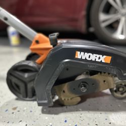 WORX WG896 12 Amp 7.5 Inch Electric Lawn Edger & Trencher, Orange and Black