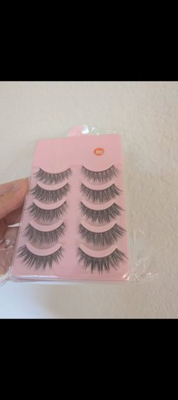 Set of fake eyelashes - 5 pairs