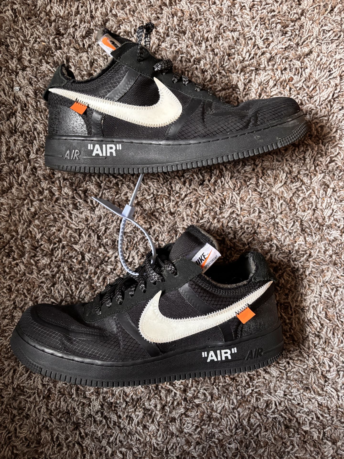Nike Air Force 1s Off White — Black