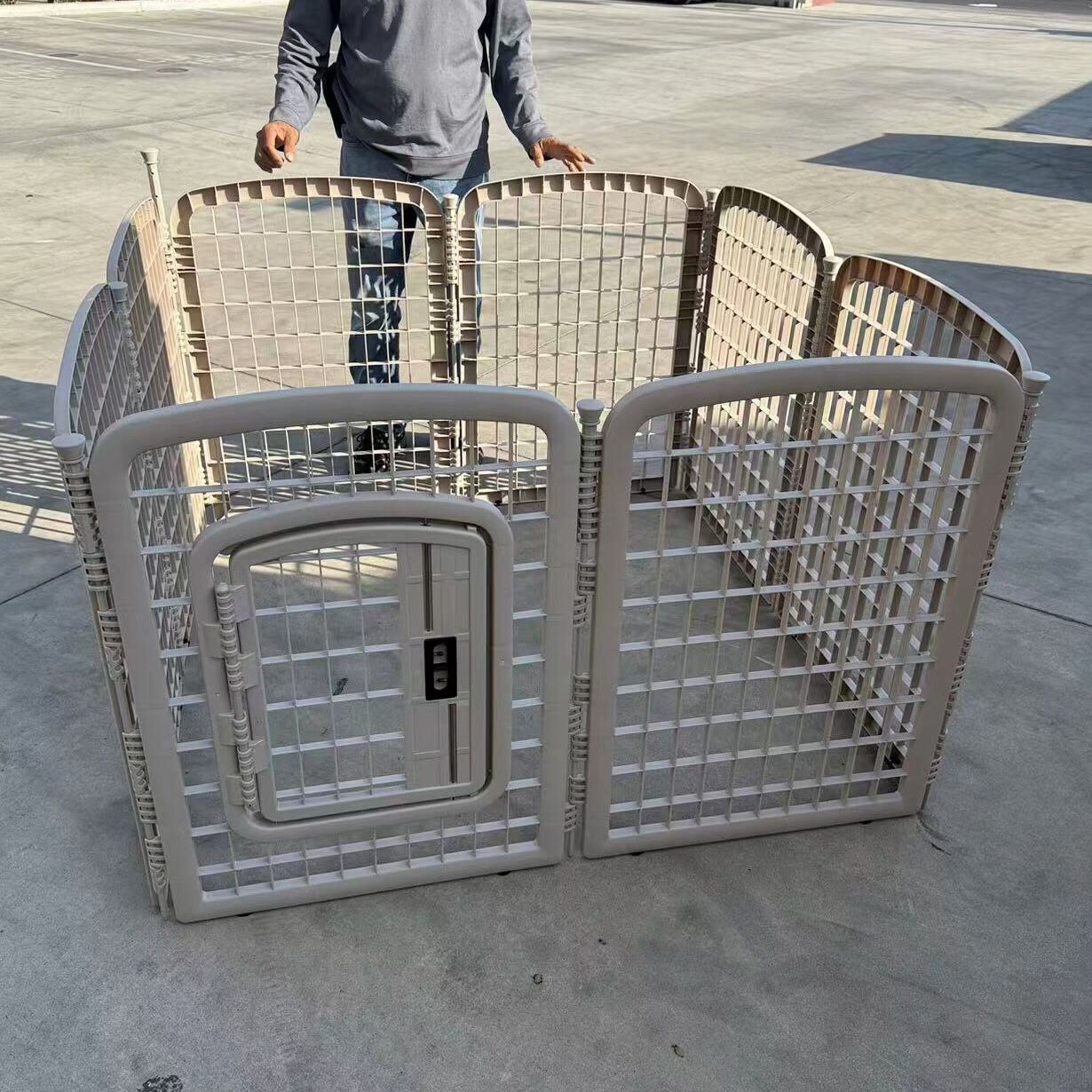 New In Box 34” Tall X 26 Inch Wide X 8 Panels Dog Pet Exercise Detachable Playpen Fence Crate Kennel