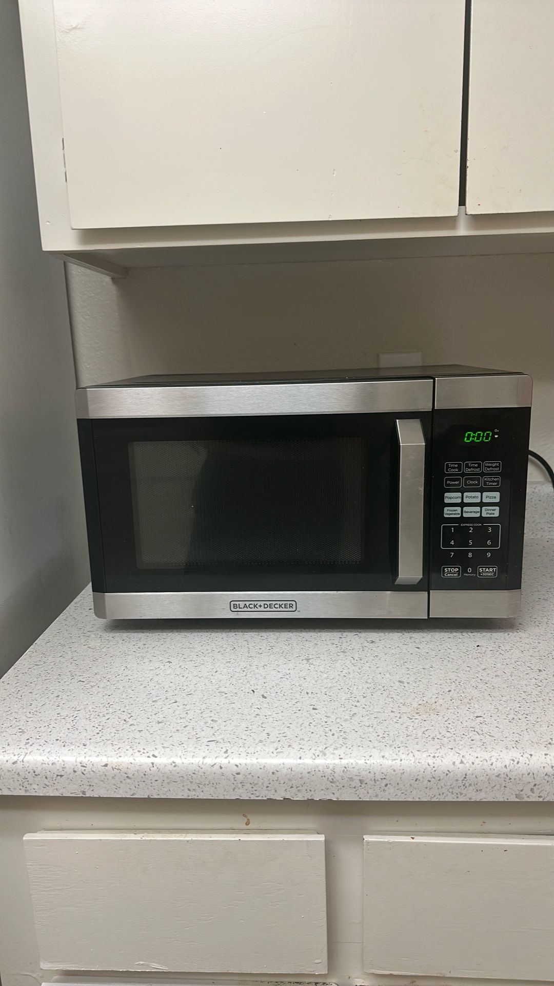 Black + Decker Microwave 