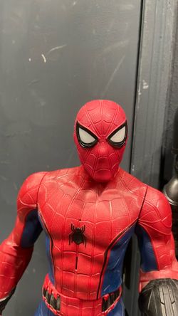 MARVEL SPIDER-MAN 2017 - Homecoming Super Sense 24'' Interactive Action Figure