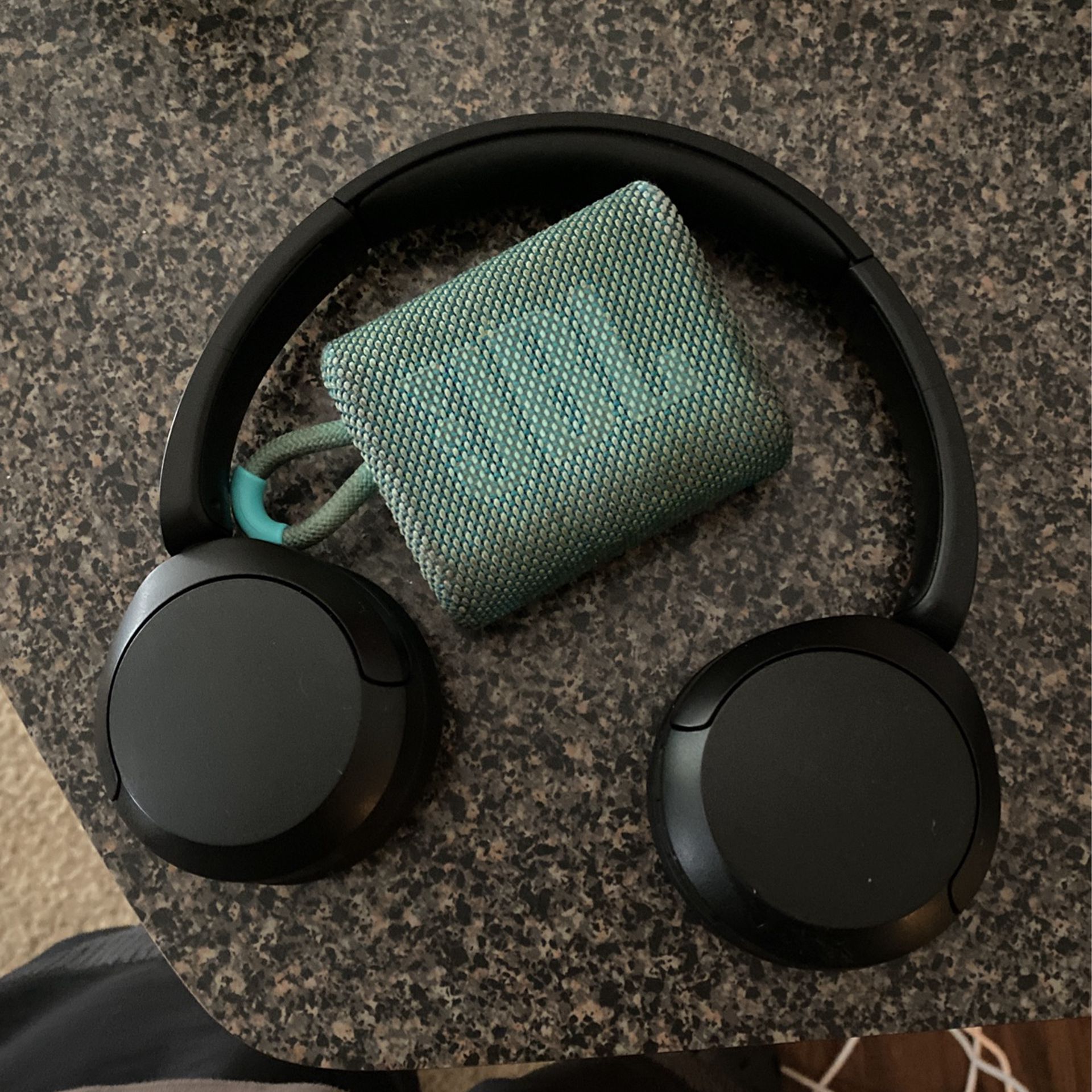 Sony Headphones +JBL Speaker 