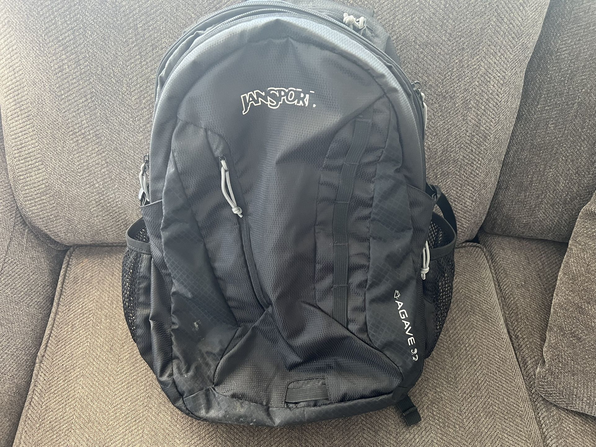Jansport Agave 32 Backpack Black Travel Pockets Laptop Bookbag