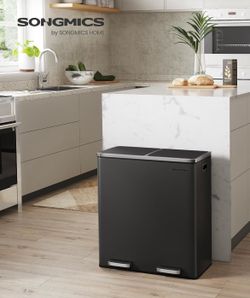 Trash Can, 2 x 8 Gallon (2 x 30 L) Garbage Can for Kitchen, with 15 Trash Bags, 2 Compartments, Plastic Inner Buckets and Hinged Lids, Airtight, Black