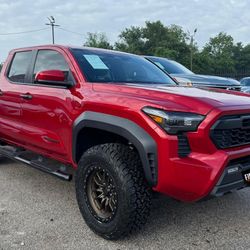 2024 TOYOTA-TACOMA 