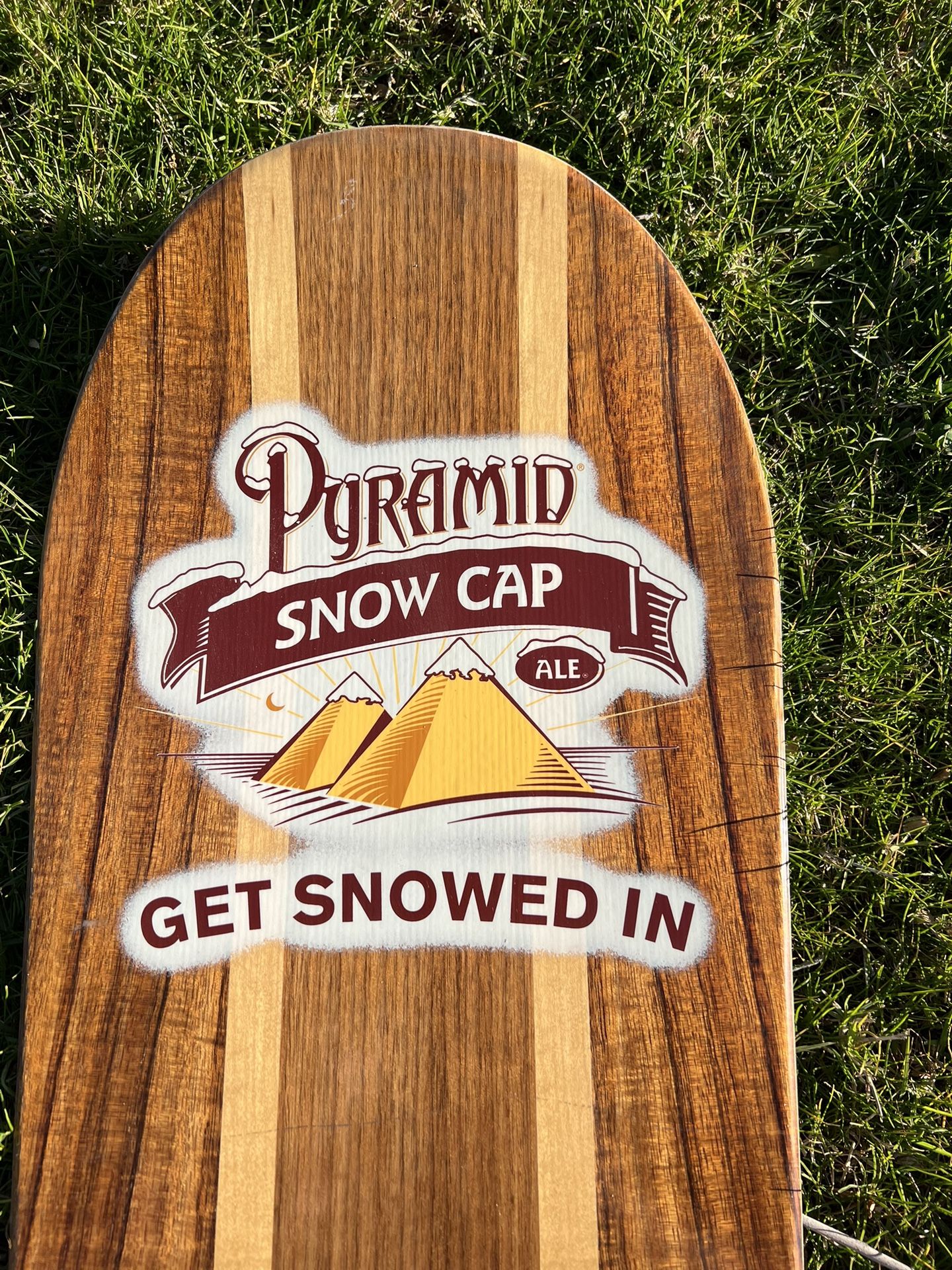 Snow Board Wall Art Pyramid Snow Cap ale