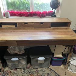 Wood Desk With Metal Legs