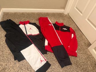 Boys Jordan tracksuit