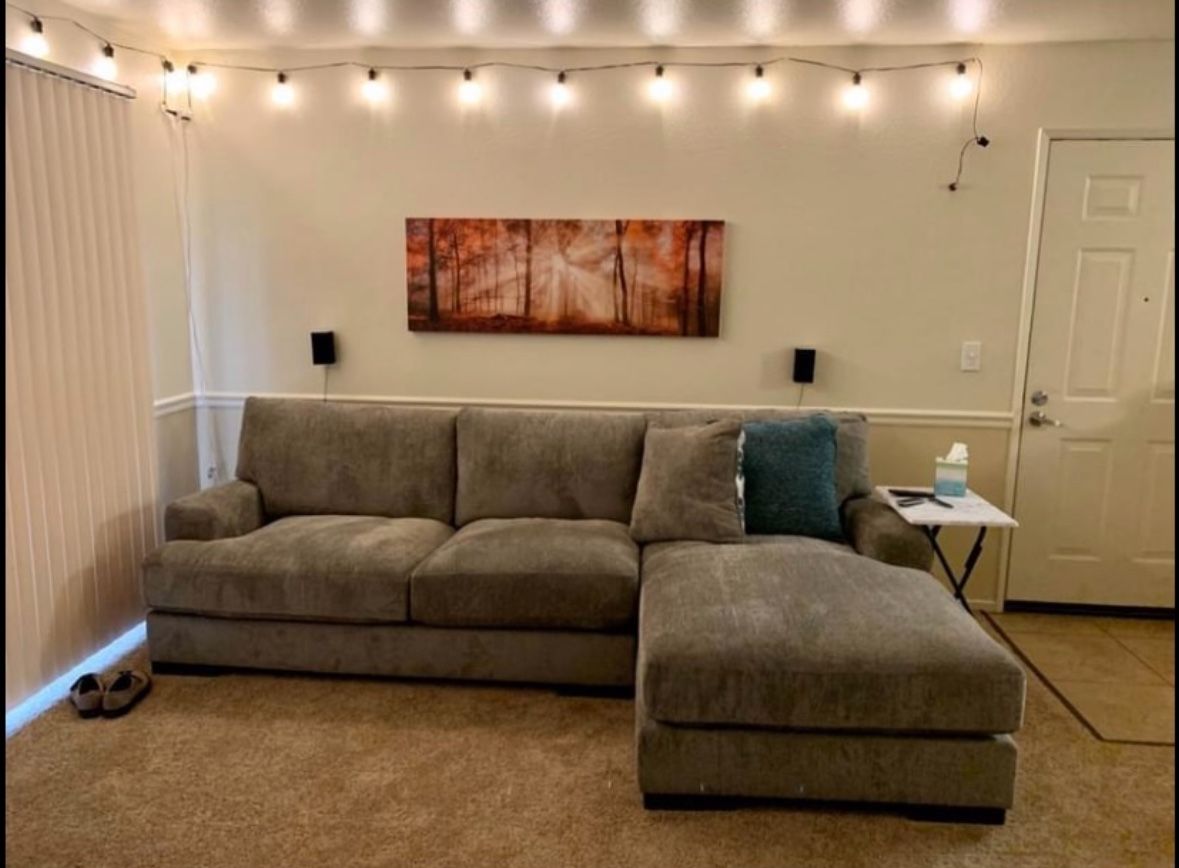 2 Piece Sectional 13 Feet With Chaise