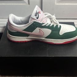 Dunk Low SE 'All Petals United'