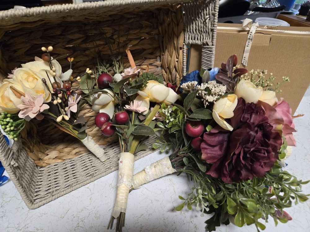 3 Bouquets Of Artificial Flowers