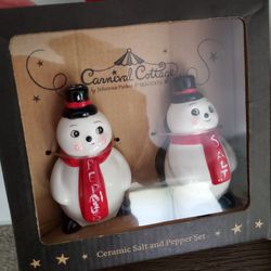 New Johanna Parker Carnival Collection Snowmen Salt & Pepper Shakers