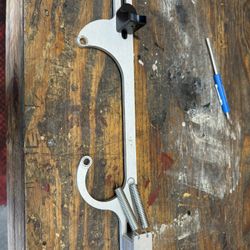 Adjustable Throttle Bracket