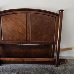 Queen Bed Frame 